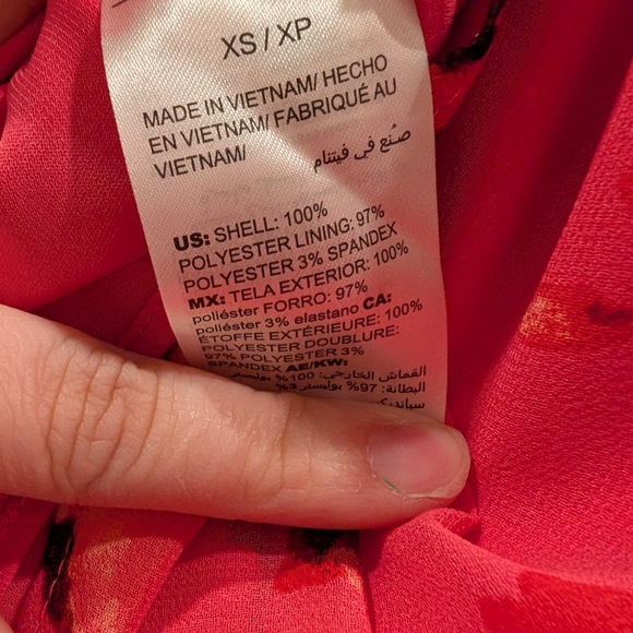 Floral Sleeveless Top - Hot Pink - Picture 4 of 5